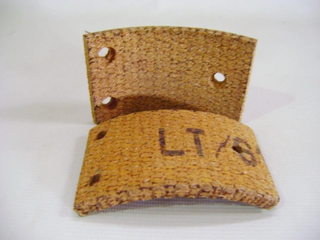 LONA DE FREIO 3 FUROS TRANCADAS