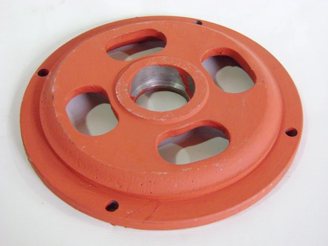 FLANGE COM ENCAIXE PARA O ROLAMENTO