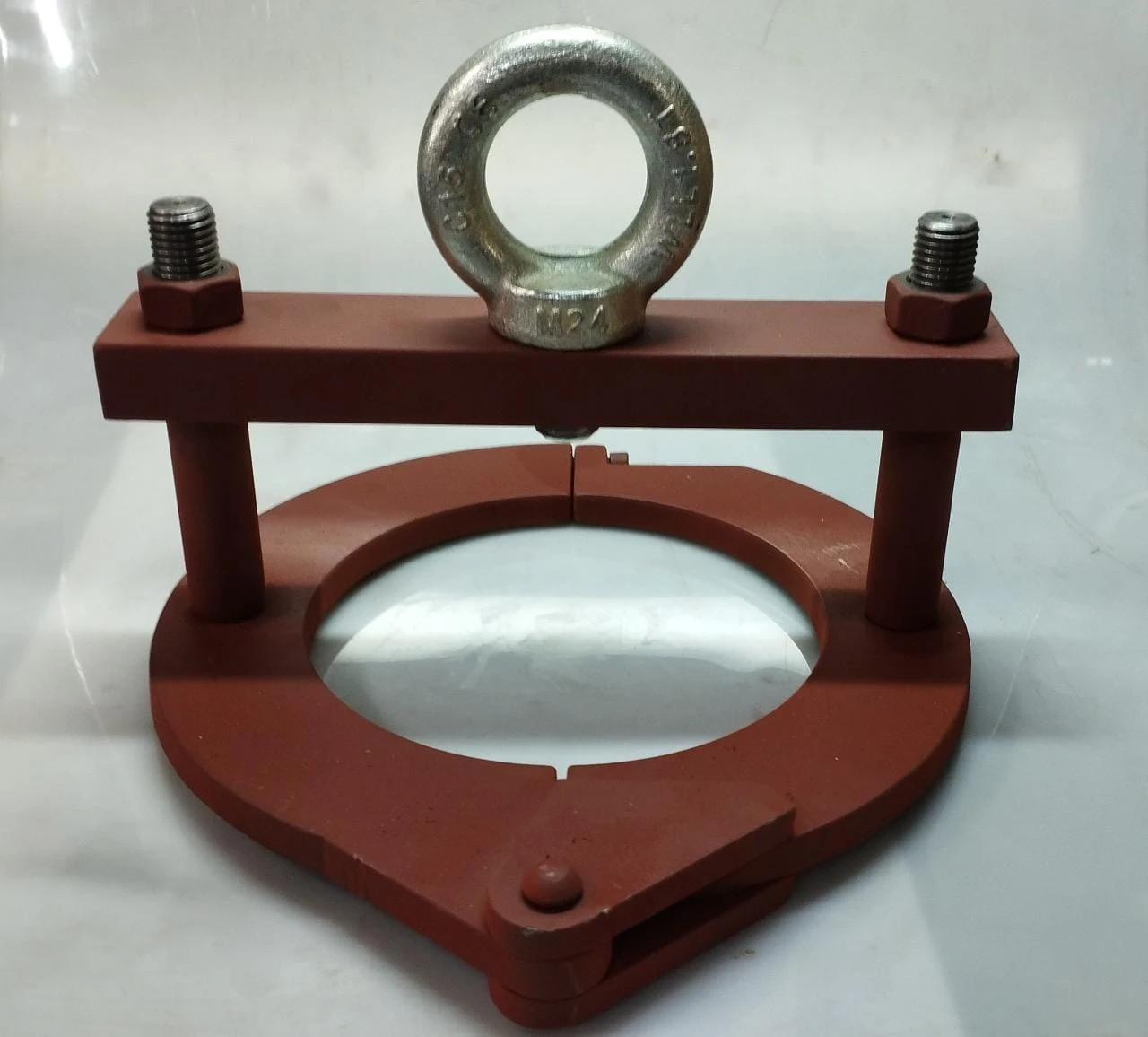 FERRAMENTA P/ SUSPENDER A TAMPA DO ROTOR.