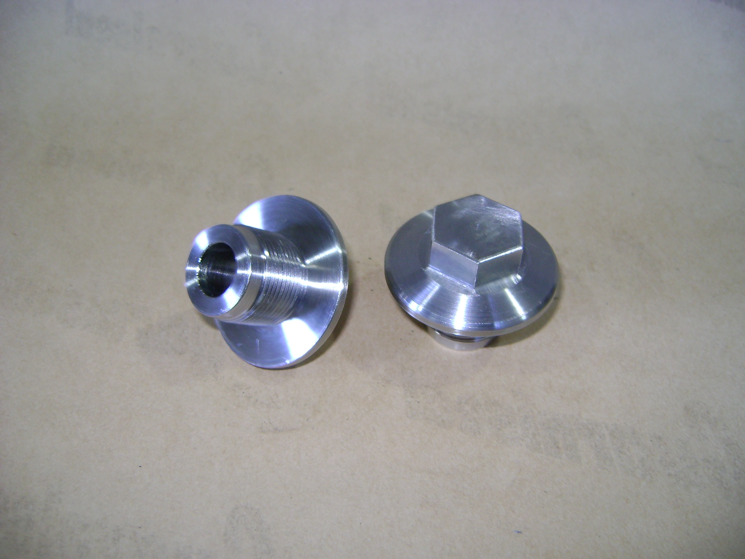 PARAFUSO BUJAO R 3/4