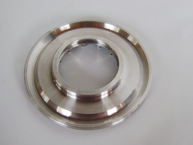 TAMPA DA CAMARA DA BOMBA