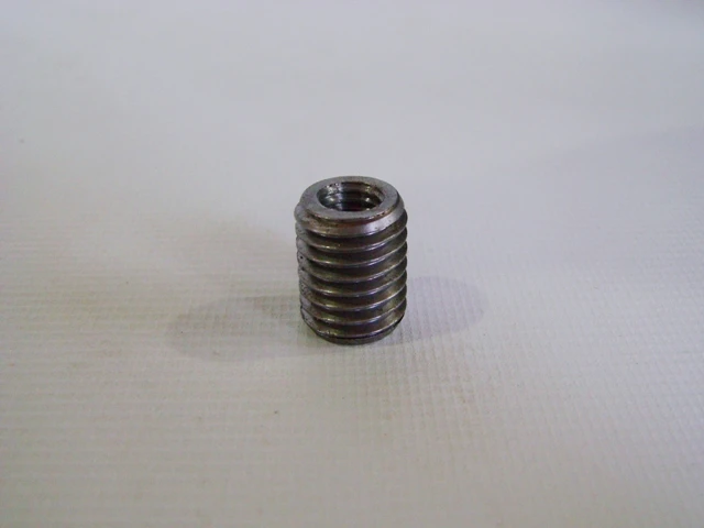 BUCHA ROSCADA PARA RECUPERAR ESTRUTURA INFERIOR Ø5/8