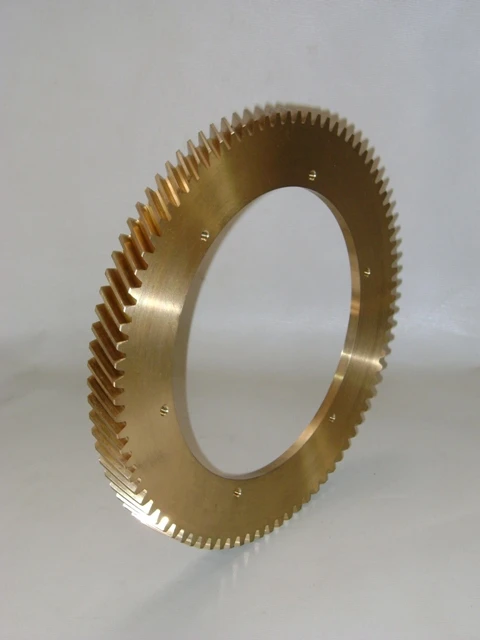 COROA DE DENTES HELICOIDAIS (ANEL DENTADO)